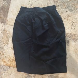 Vintage Black women’s Short skirt
